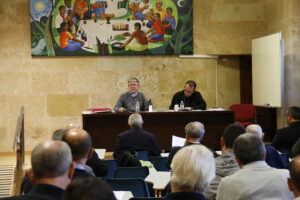 CATÓLICOS EN SALAMANCA – El clero diocesano continuará este curso el trabajo sobre la iniciación cristiana